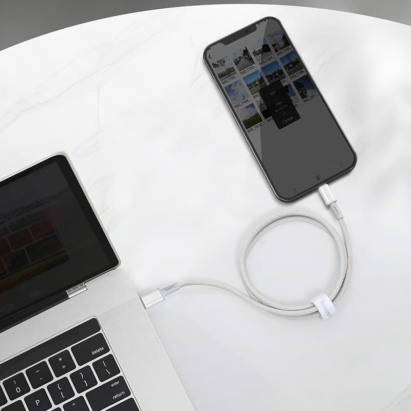 Baseus USB C – Lightning
