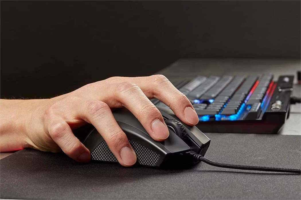 Corsair IRONCLAW RGB USB 18000 DPI - Rato para Jogos