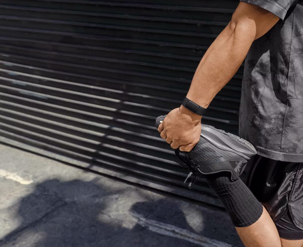 Fitbit Charge 6 - Pulseira Smartband