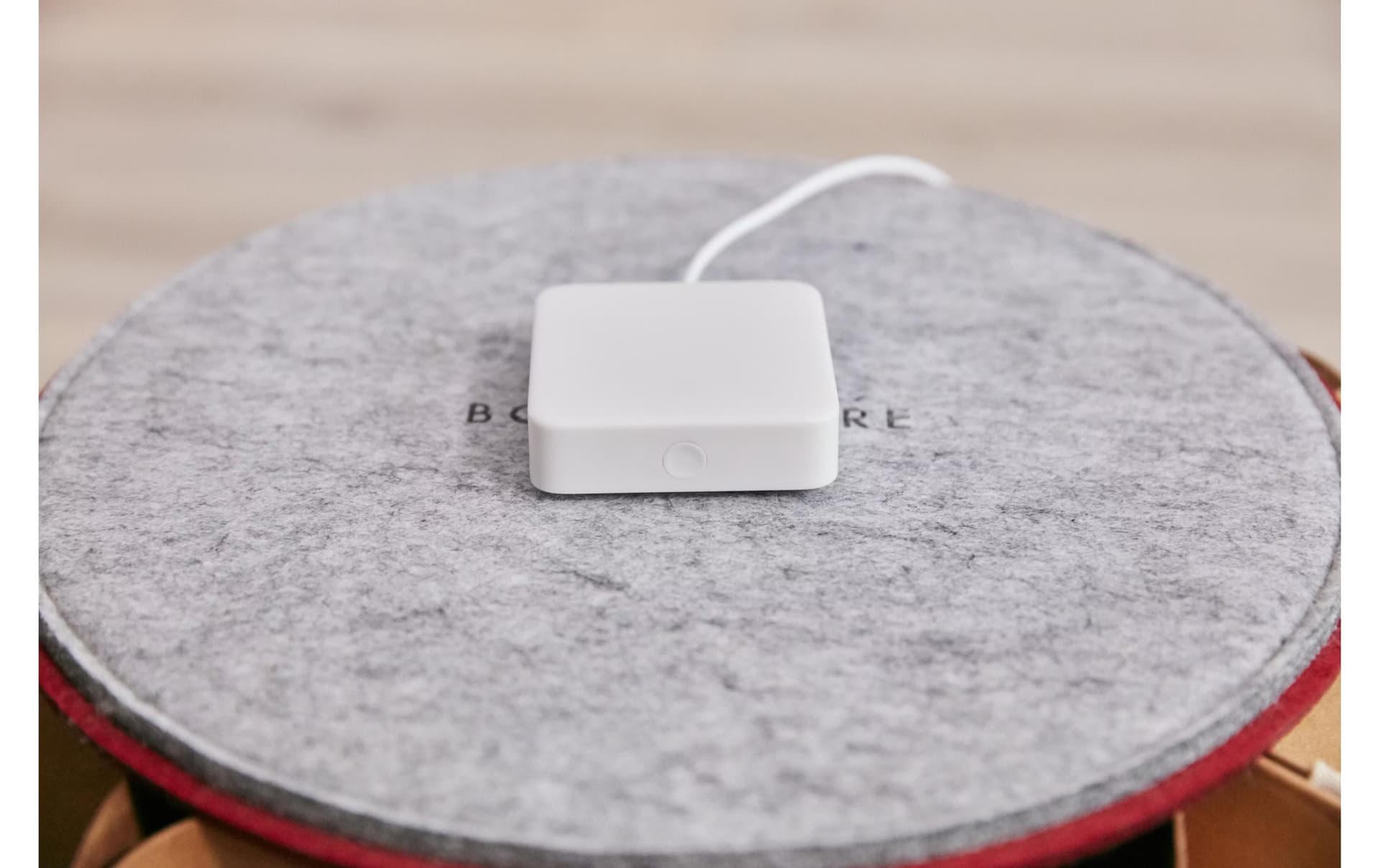 SwitchBot Hub Mini