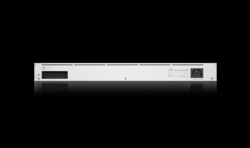 Ubiquiti UniFi Dream Machine Pro 3.5 Gbps - Switch