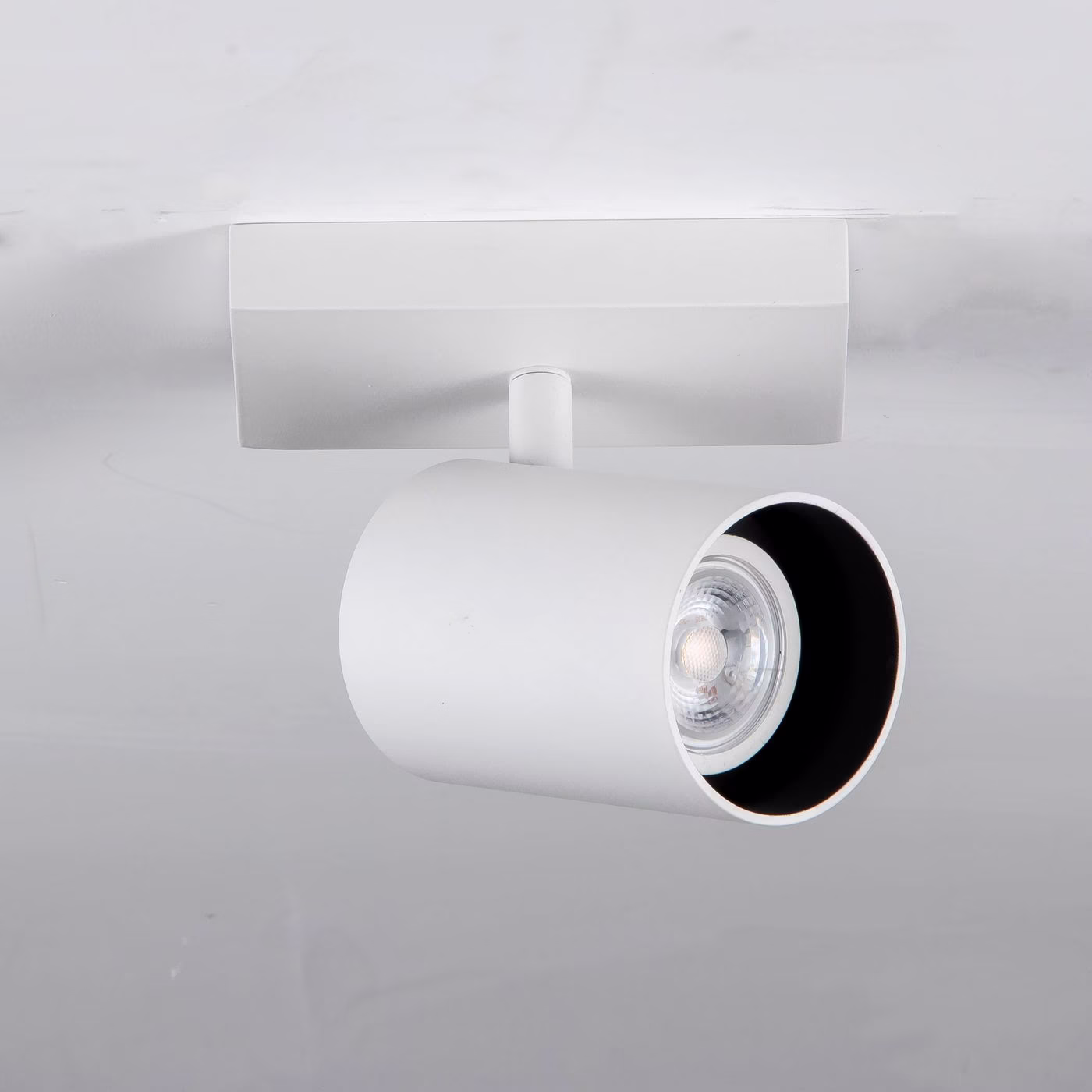 Yeelight YLDDL-0083-B 60W - Foco Inteligente