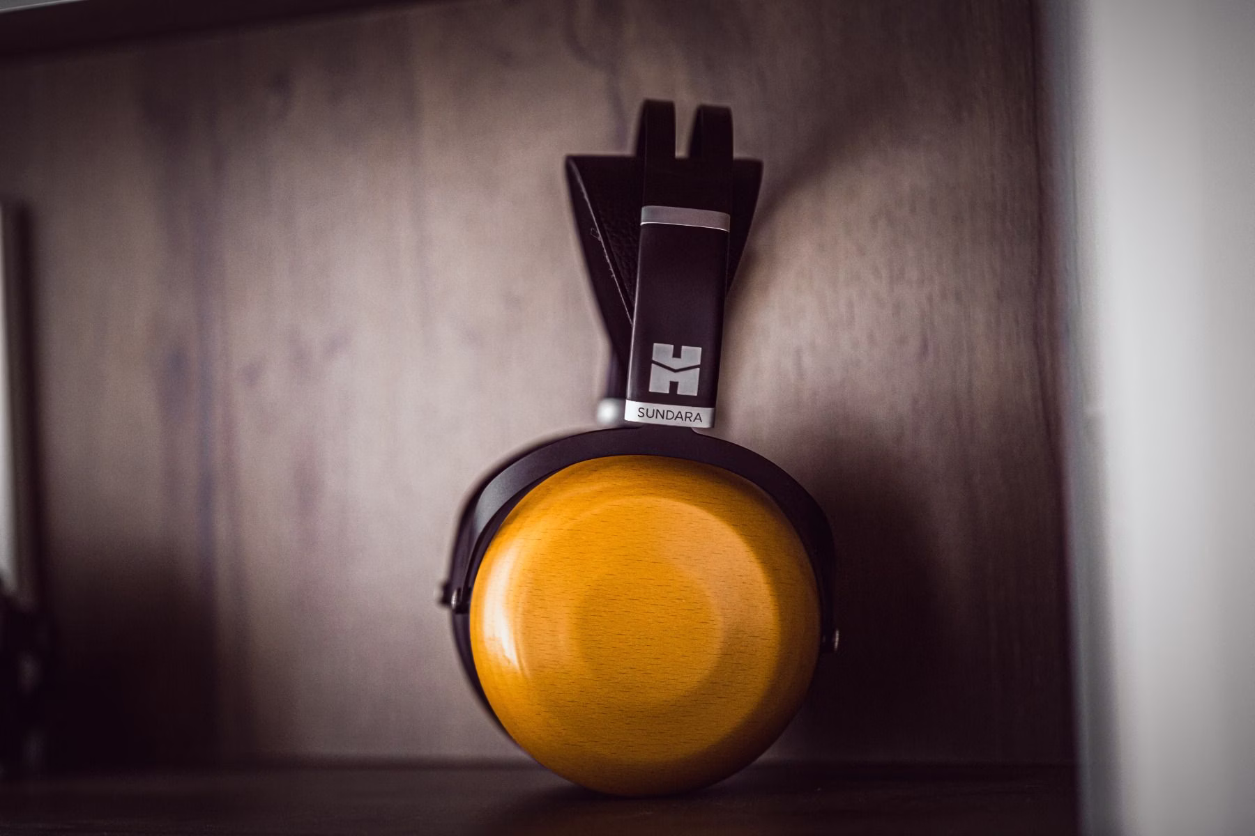 HiFiMAN Sundara Closed - Auscultadores com fio
