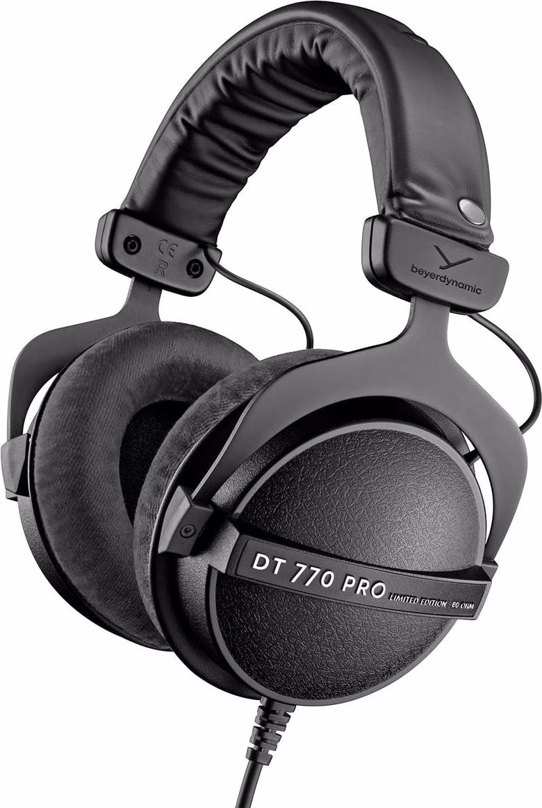 Beyerdynamic DT 770 Pro 80 Ω Preto Edição Limitada - Auscultadores fechados de estúdio com fio