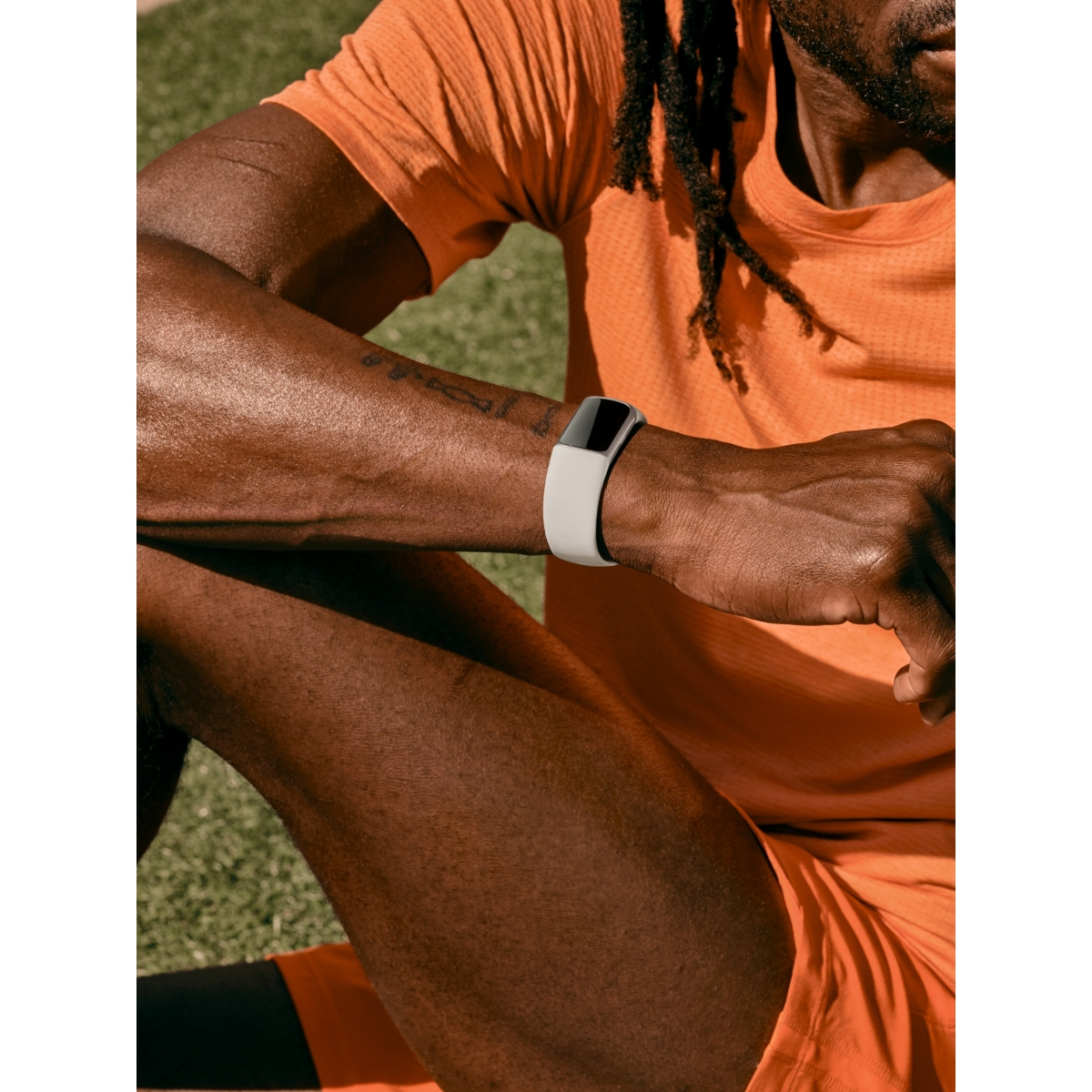 Fitbit Charge 6