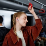 Huawei FreeBuds 6i Auriculares Bluetooth com Cancelamento Ativa Inteligente de Ruído 3.0 Roxos