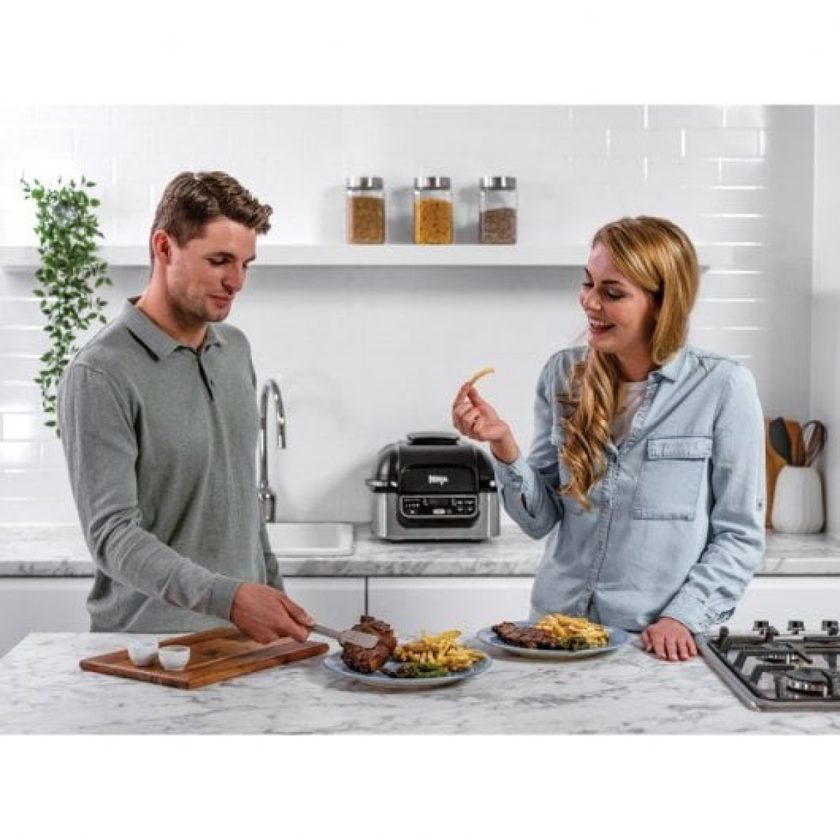 Ninja Foodi Grelhador de Interior Fritadeira a Ar 5 em 1 5.7L