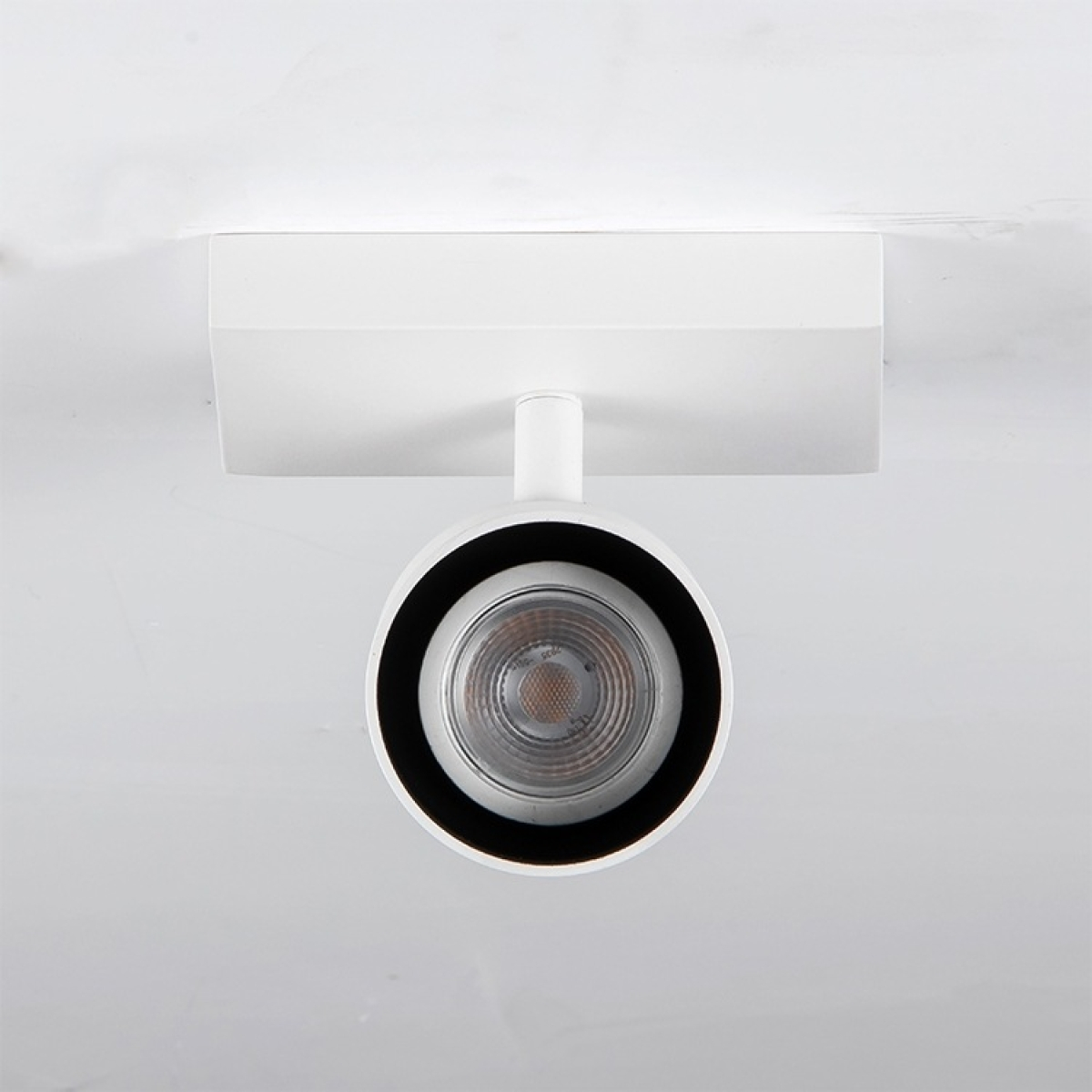 Yeelight Spotlight C2203