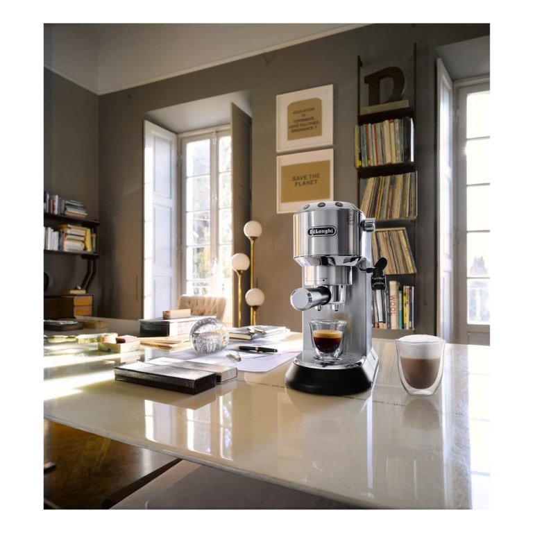 Máquina de Café expresso De'Longhi EC 685.M